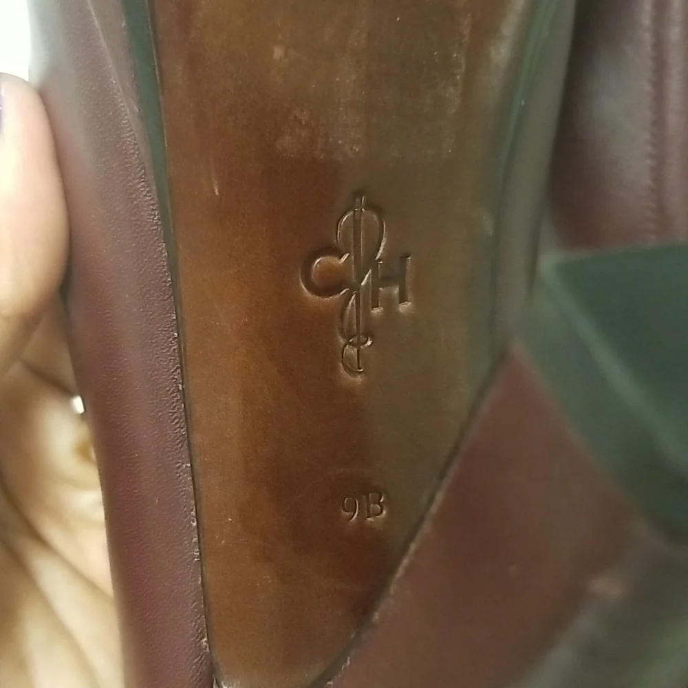 COLE HAAN maroon leather pumps